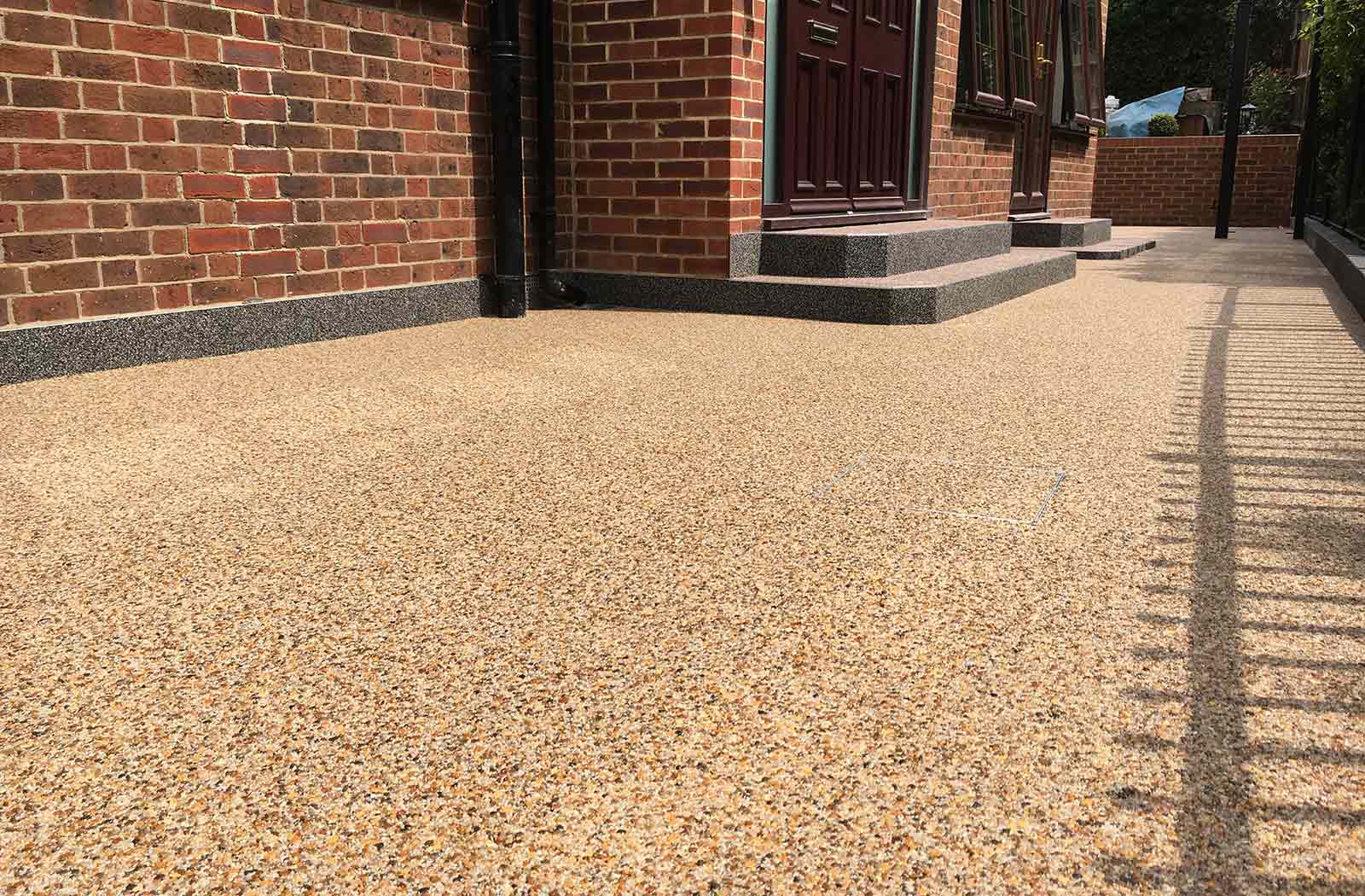 خبرة الأرضيات وإلهام التصميم