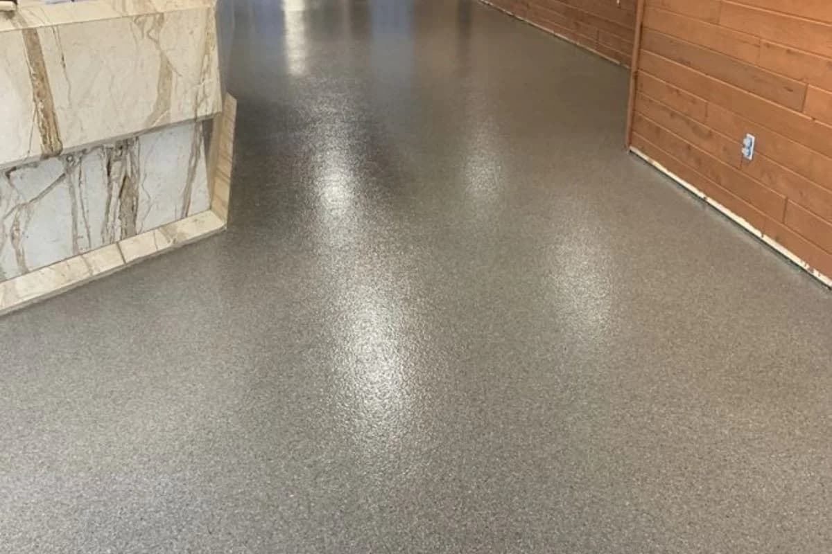 Finished high-gloss cured epoxy flooring ready for final inspection and handover by Floroz in Riyadh, Saudi Arabia