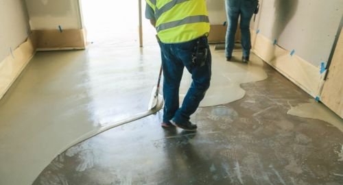 Professional diamond grinding floor preparation service in Riyadh creating sand-resistant base for durable flooring installation